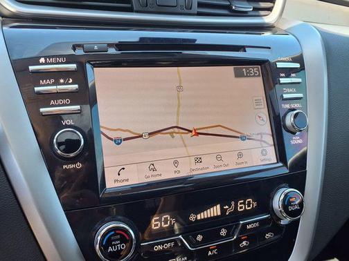 2022 Nissan Murano SL