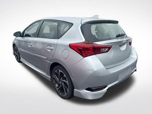 Classic Silver Metallic 2017 Toyota Corolla iM Base