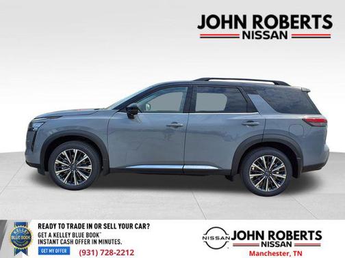 Boulder Gray/Super Black 2026 Nissan Pathfinder Platinum