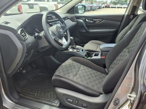 2020 Nissan Rogue Sport SV