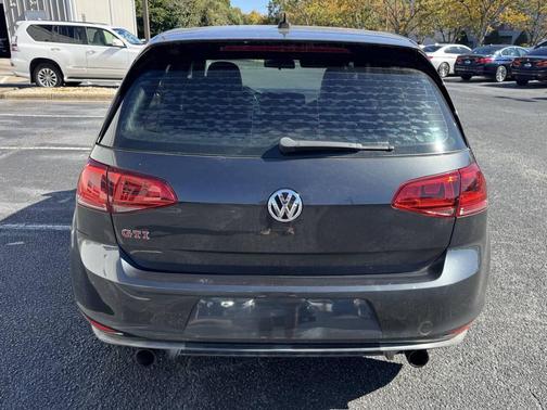 Gray 2015 Volkswagen Golf GTI 2.0T SE 4-Door