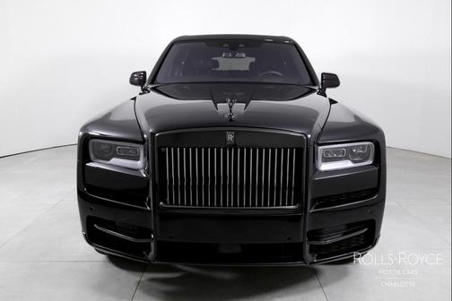 Black 2023 Rolls-Royce Cullinan SUV