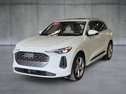 2025 Audi Q5 Premium Plus TFSI quattro S tronic