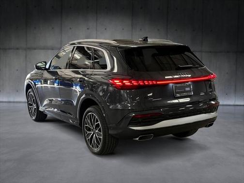 2025 Audi Q5 Premium Plus TFSI quattro S tronic