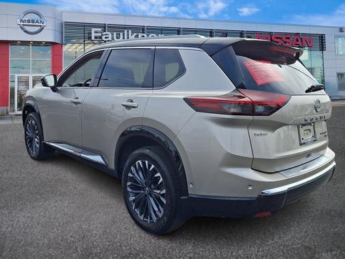 2025 Nissan Rogue Platinum