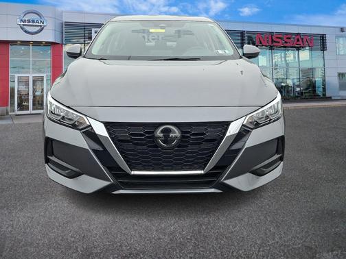 Gun Metallic 2023 Nissan Sentra SV