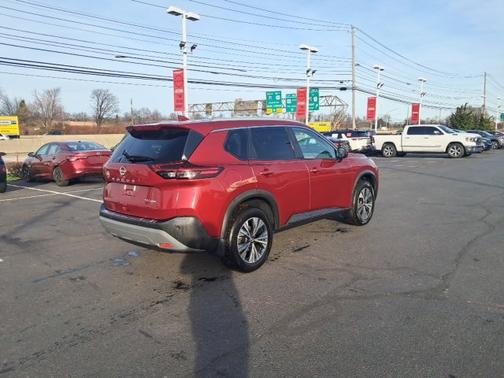 2022 Nissan Rogue SV