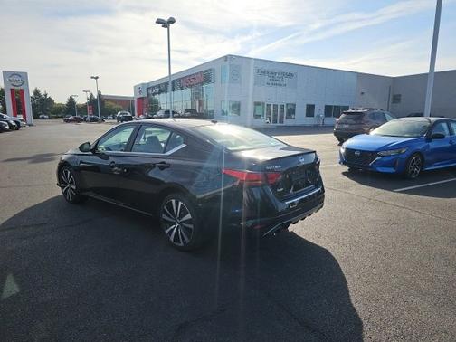 2020 Nissan Altima 2.5 SR