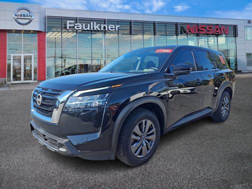 2022 Nissan Pathfinder S
