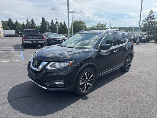Magnetic Black 2020 Nissan Rogue SL