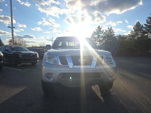 2016 Nissan Frontier SV