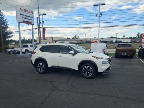 White 2023 Nissan Rogue SV