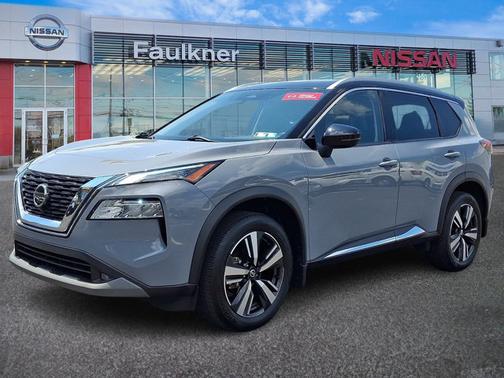 Boulder Gray Pearl / Super Black 2021 Nissan Rogue SL