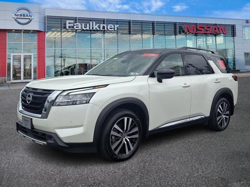 2024 Nissan Pathfinder Platinum