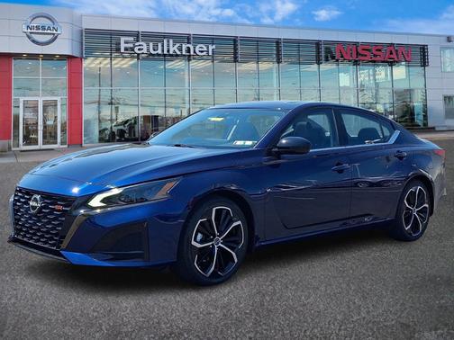 Deep Blue Pearl 2023 Nissan Altima 2.5 SR