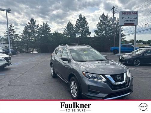 Gun Metallic 2019 Nissan Rogue SV