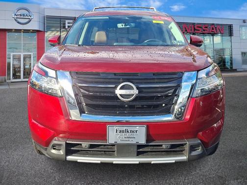 2024 Nissan Pathfinder Platinum