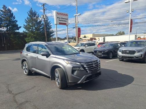 2024 Nissan Rogue SL