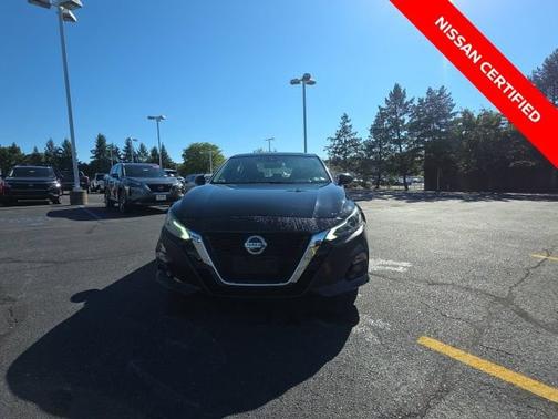 Super Black 2020 Nissan Altima 2.5 SL