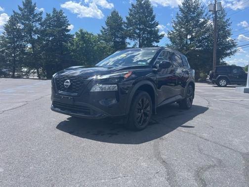 Black 2023 Nissan Rogue SV