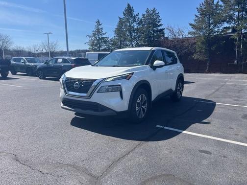 White 2023 Nissan Rogue SV