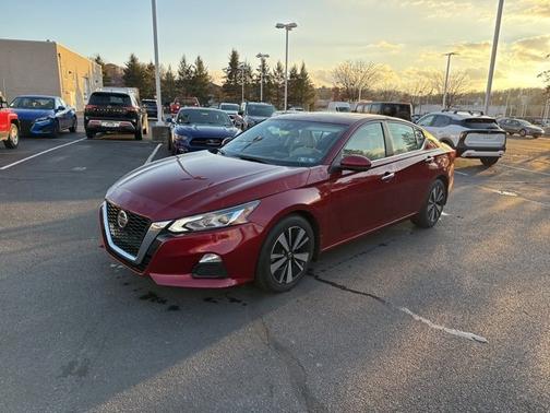 2022 Nissan Altima 2.5 SV