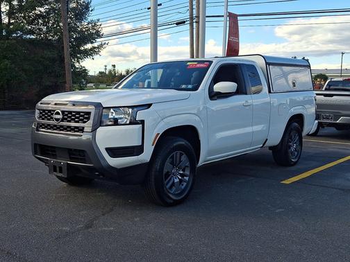 Glacier White 2025 Nissan Frontier SV