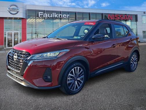 2023 Nissan Kicks SR