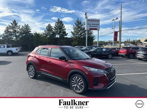 2023 Nissan Kicks SR