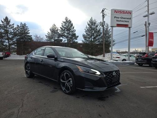 2023 Nissan Altima 2.5 SR