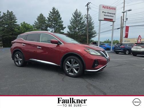 Red 2019 Nissan Murano Platinum