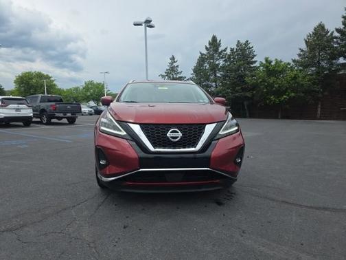 Red 2019 Nissan Murano Platinum