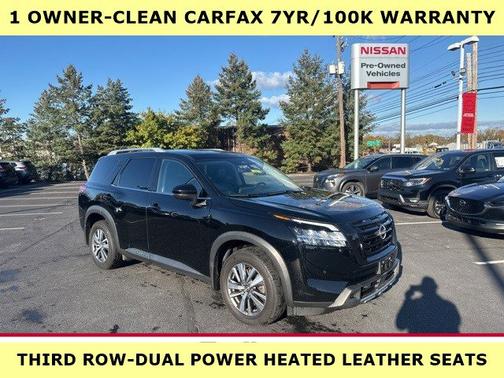 2024 Nissan Pathfinder SL