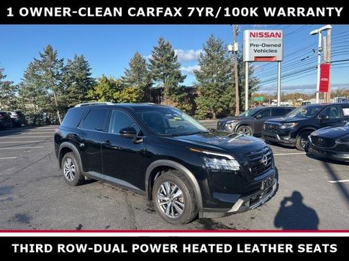2024 Nissan Pathfinder SL