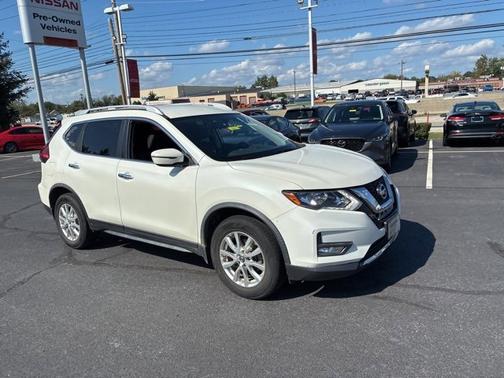 2017 Nissan Rogue SV