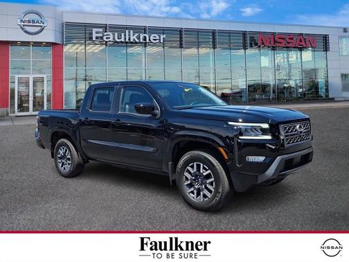 Black 2024 Nissan Frontier SL