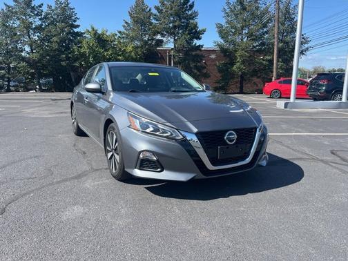 2021 Nissan Altima 2.5 SV