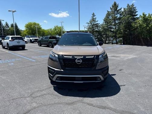 2t Tan Blk Roof 2024 Nissan Pathfinder Rock Creek