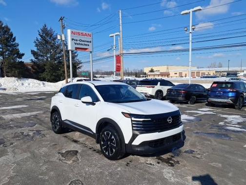 2025 Nissan Kicks SV