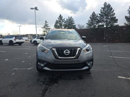 2018 Nissan Kicks SR