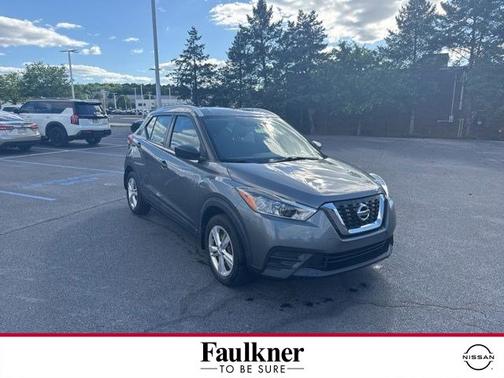 Gun Metallic 2019 Nissan Kicks S