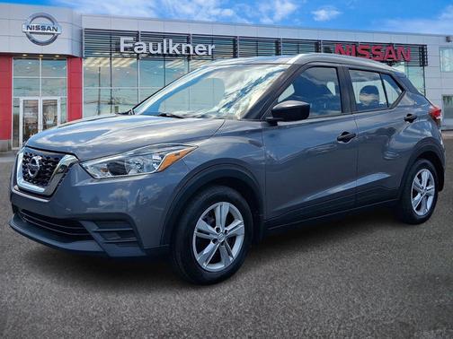 Gun Metallic 2019 Nissan Kicks S