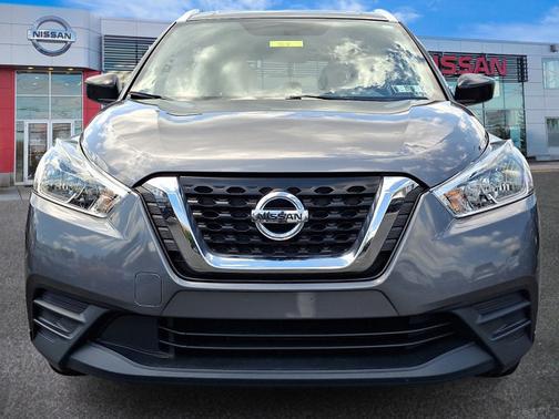 Gun Metallic 2019 Nissan Kicks S
