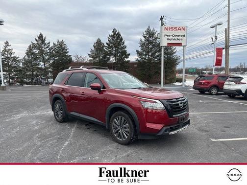 2024 Nissan Pathfinder SL