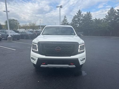 2024 Nissan Titan PRO-4X
