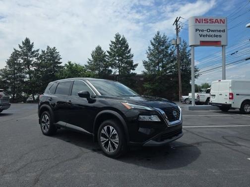 Black 2023 Nissan Rogue SV