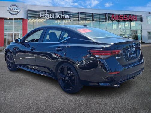 Black 2023 Nissan Sentra SR