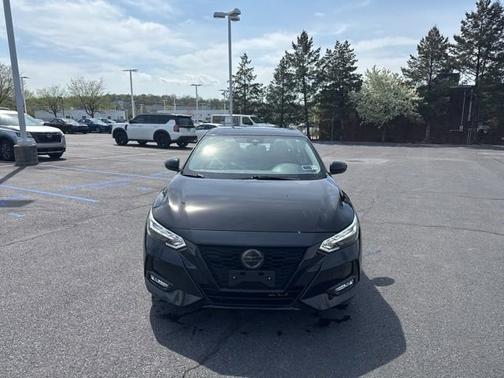 Black 2023 Nissan Sentra SR
