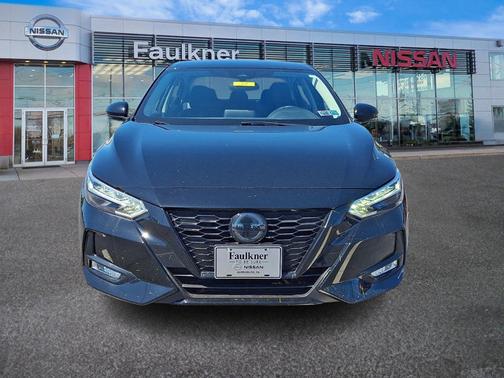 Black 2023 Nissan Sentra SR