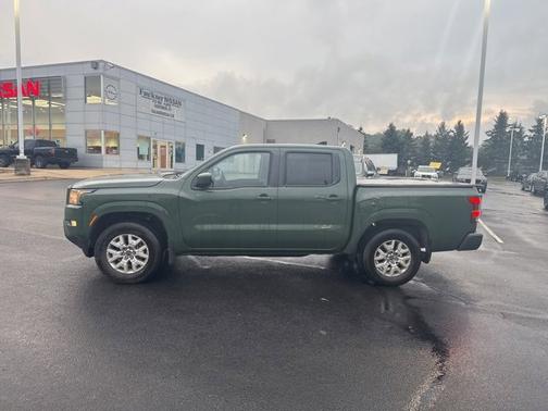 2023 Nissan Frontier SV